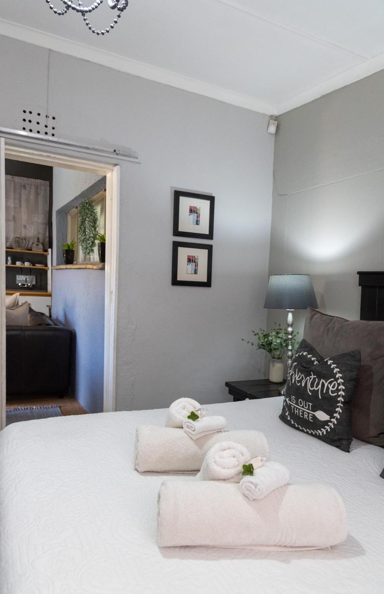 Ons Huisie - No Loadshedding Beaufort West Room photo